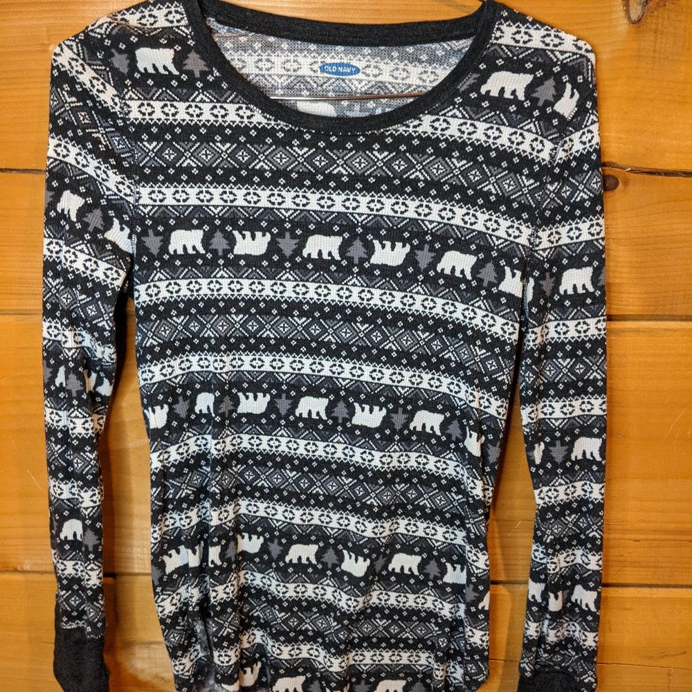 Old Navy Winter Print Lodge Longsleeve
